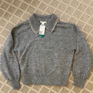 H&M new with tags gray pear collar sweater